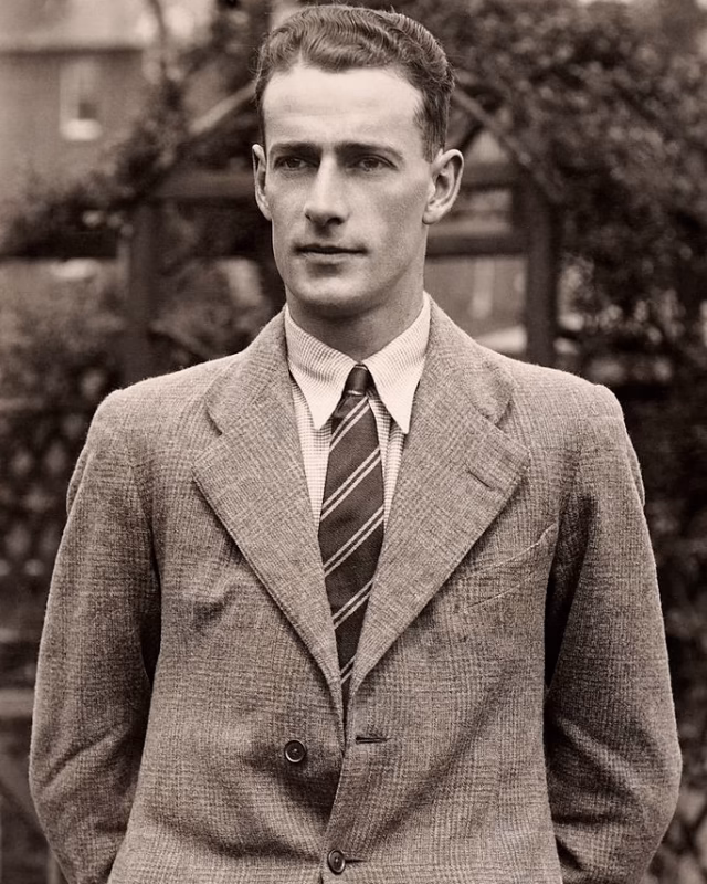 Alan Melville