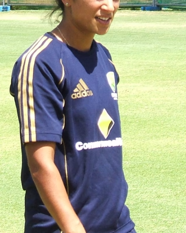 Lisa Sthalekar